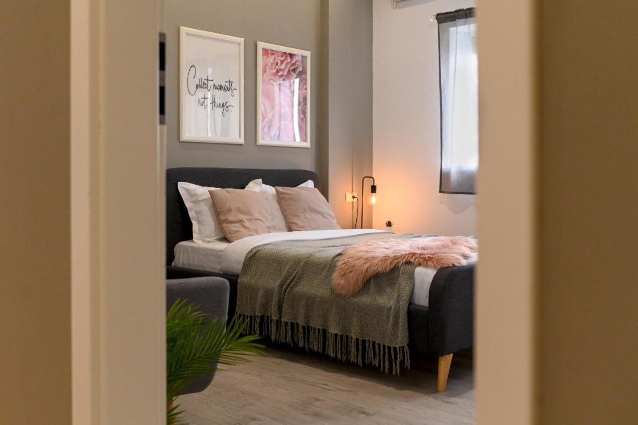 Splendid 2Br Apartment With Breathtaking Views Of Casa Poporului Bukarest Exterior foto