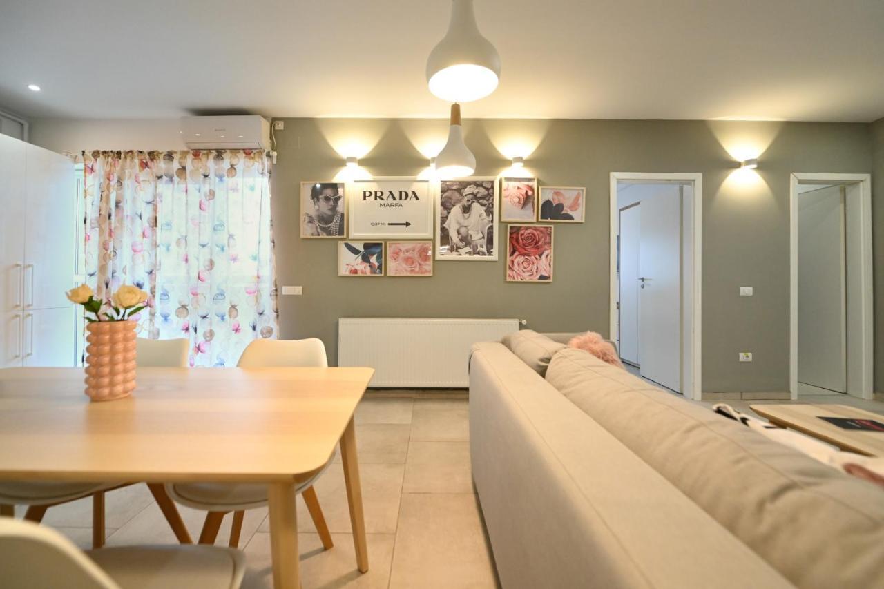 Splendid 2Br Apartment With Breathtaking Views Of Casa Poporului Bukarest Exterior foto